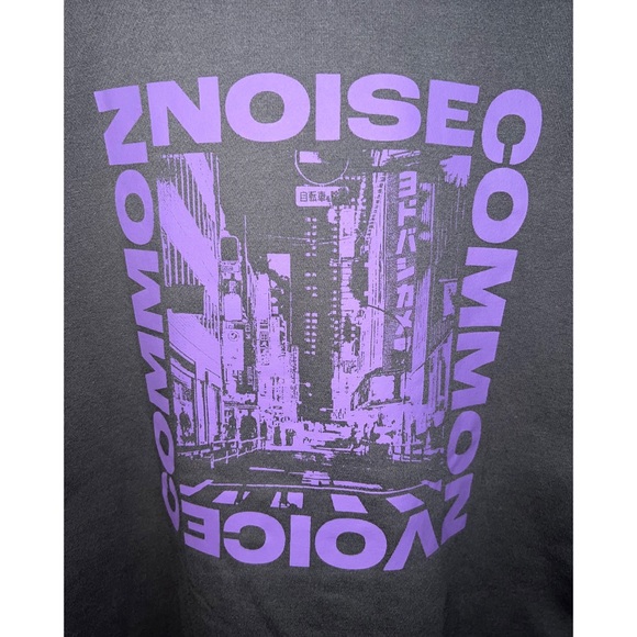 H&M Crew Neck - Picture 4 of 5